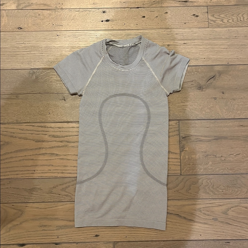 Lululemon swiftly tech striped shirt